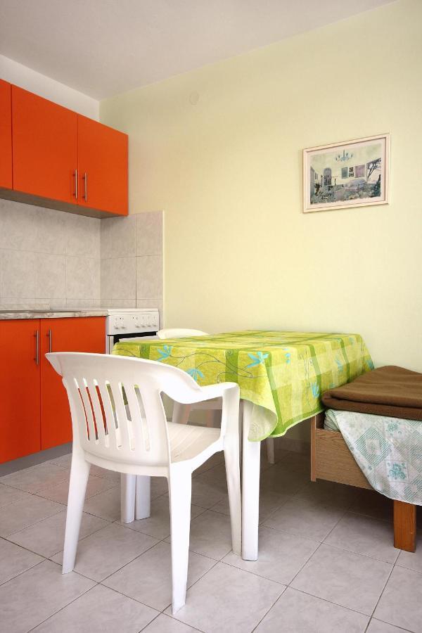 Apartment Tri Zala 174B Zrnovo Exteriör bild