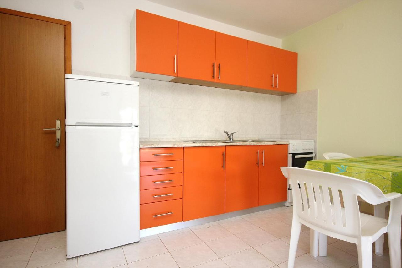 Apartment Tri Zala 174B Zrnovo Exteriör bild